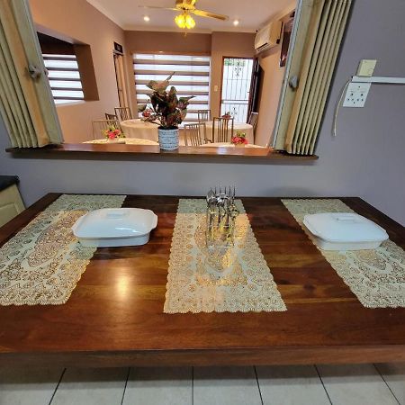 La-Nuel Guest Lodge Boksburg Luaran gambar