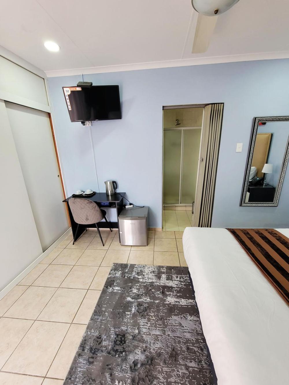 La-Nuel Guest Lodge Boksburg Luaran gambar